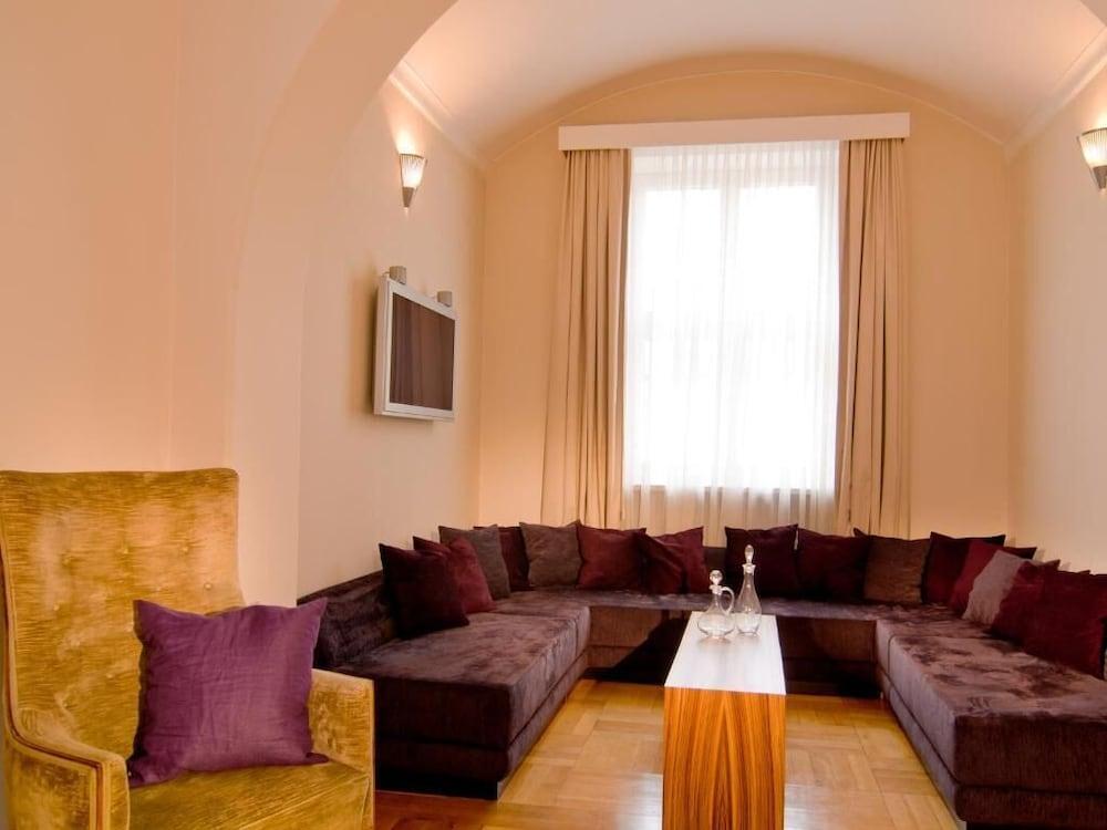 Herzogshof - Boutique-Hotel Am Dom Ratisbona Exterior foto