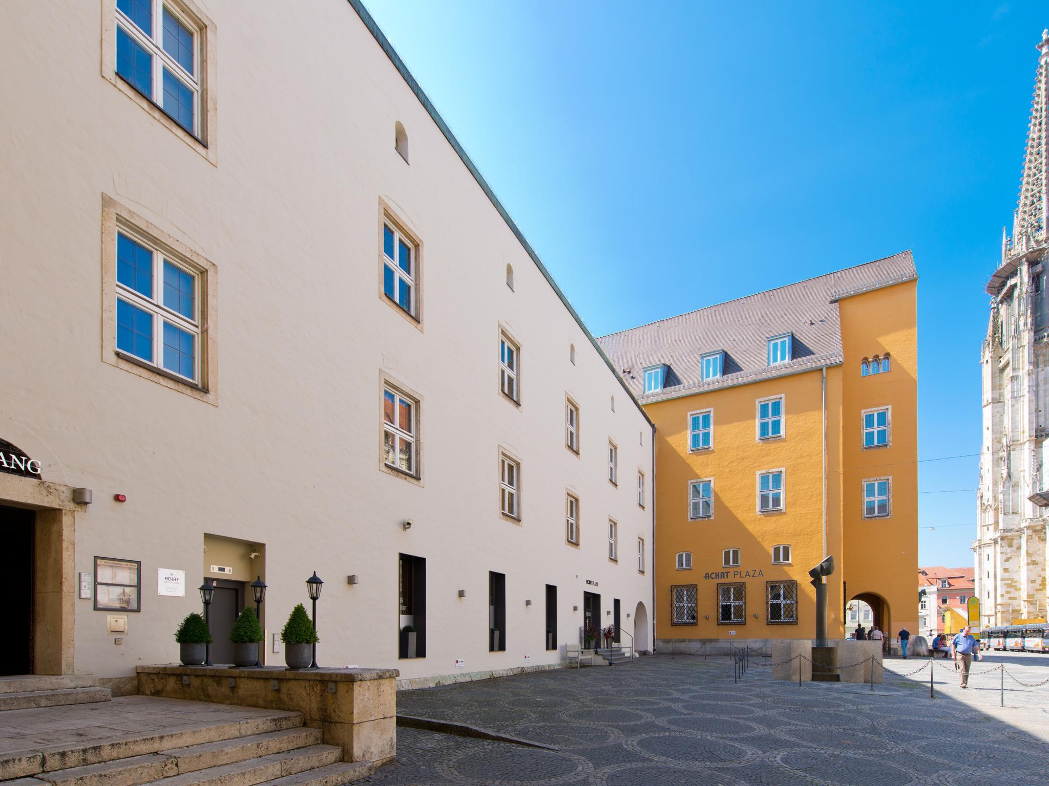 Herzogshof - Boutique-Hotel Am Dom Ratisbona Exterior foto